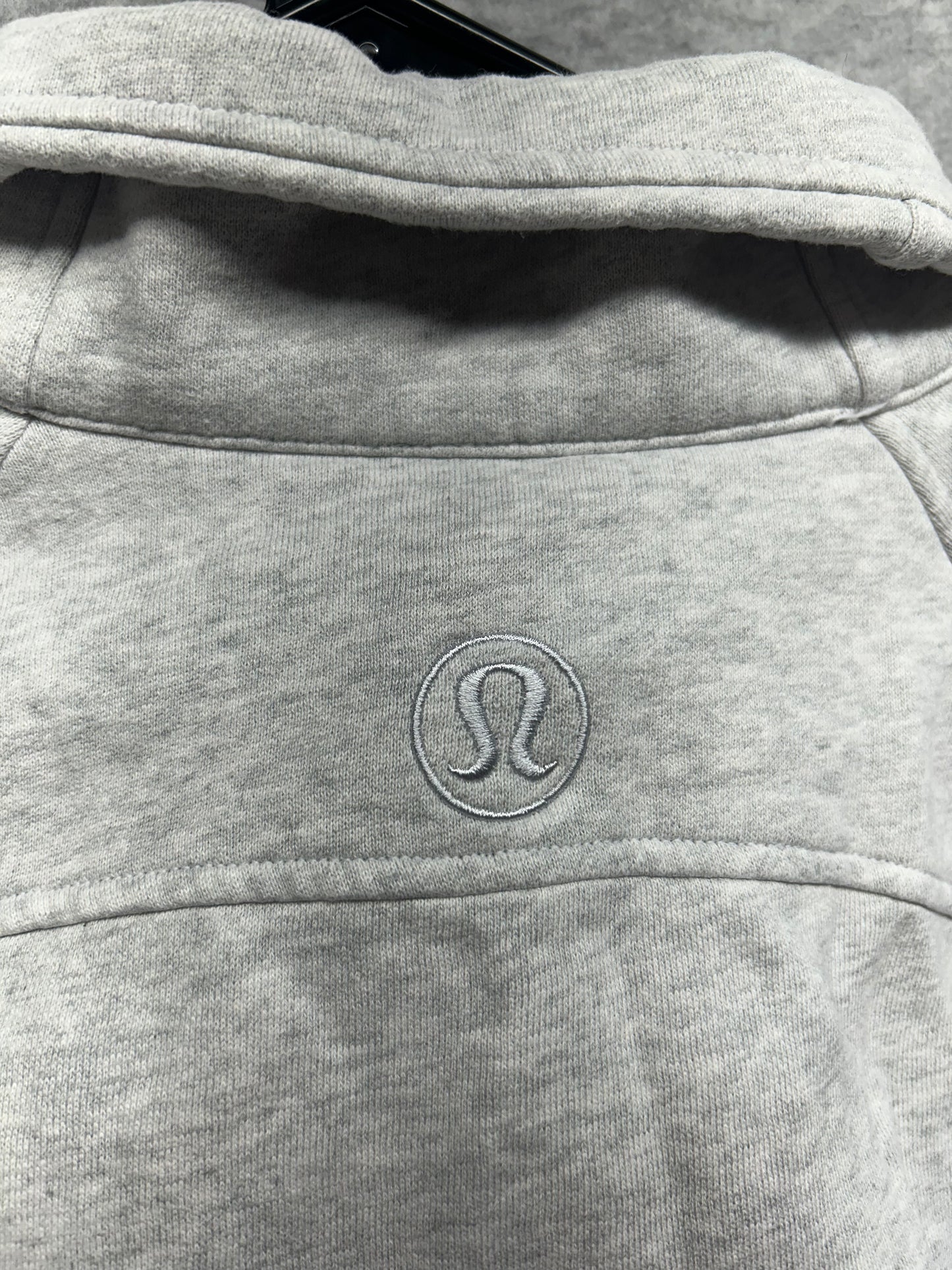FLAWED Lululemon Scuba Oversized Funnel Neck Half Zip Size XS/S Heathered Core Ultra Light Grey