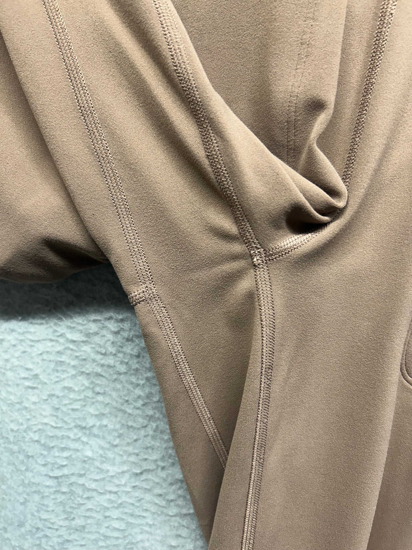 Lululemon Align Wide Leg Super-High-Rise Crop 23" Size 2 Cacao