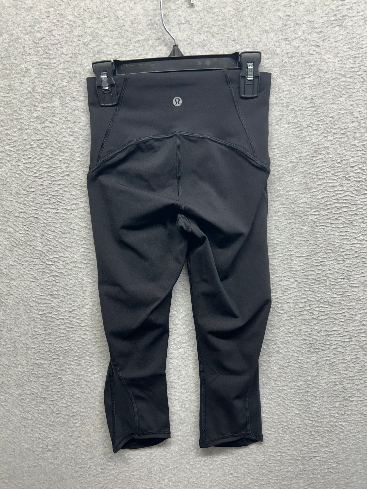 Lululemon Train Times Crop 17" Size 2 Black