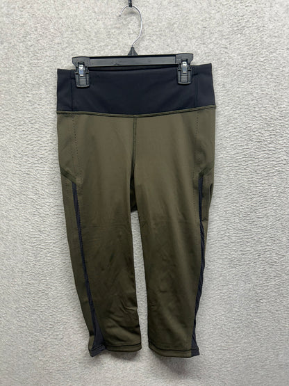 Lululemon Smooth Stride Crop Size 4 Dark Olive