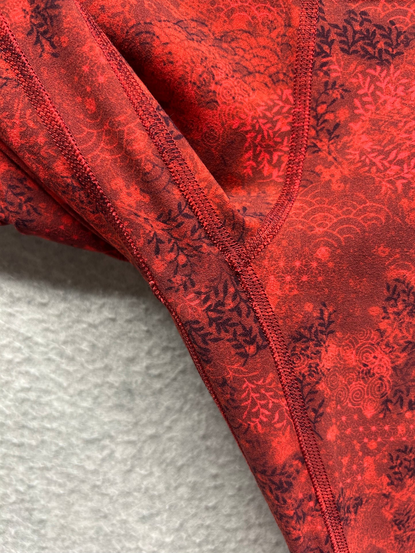 Lululemon Align Pant 28" Size 4 Intricate Oasis Love Red Multi
