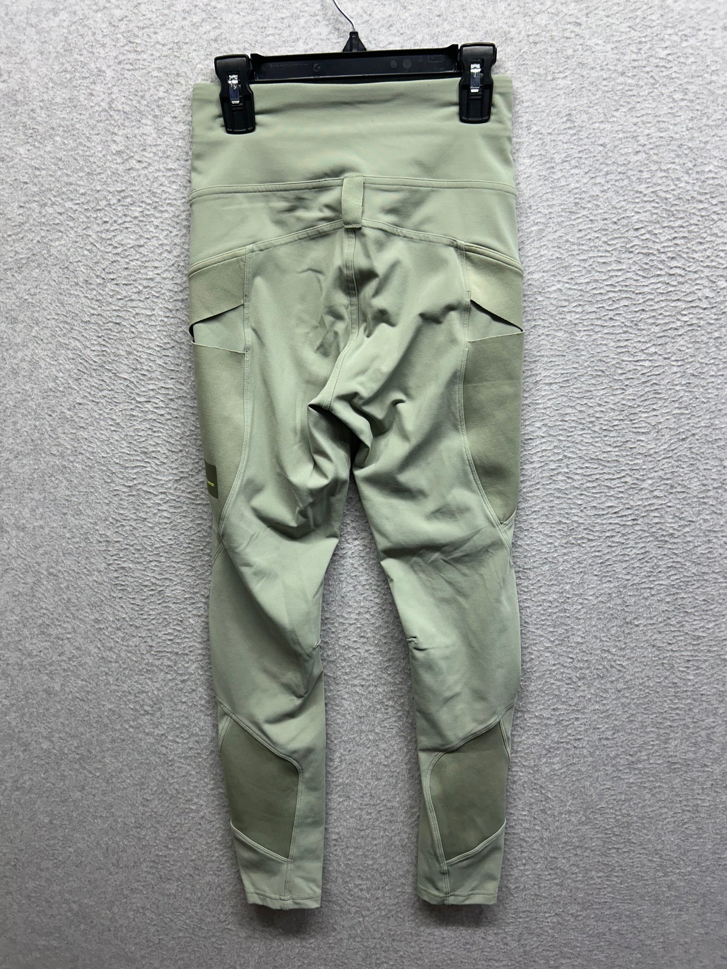 Lululemon Cargo Super-High-Rise Hiking Tight 25" Size 4 Laurel Green