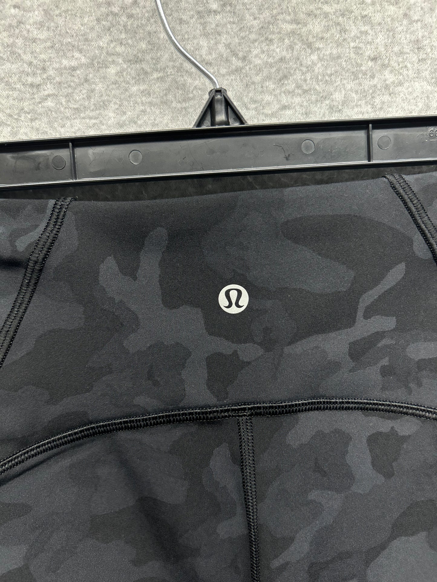 Lululemon Train Times 25" Size 6 Black Camo
