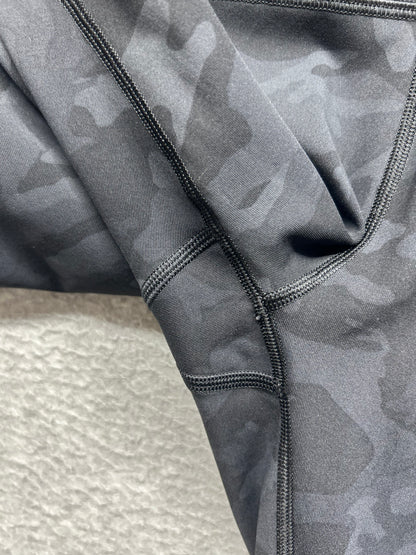 Lululemon Train Times 25" Size 6 Black Camo