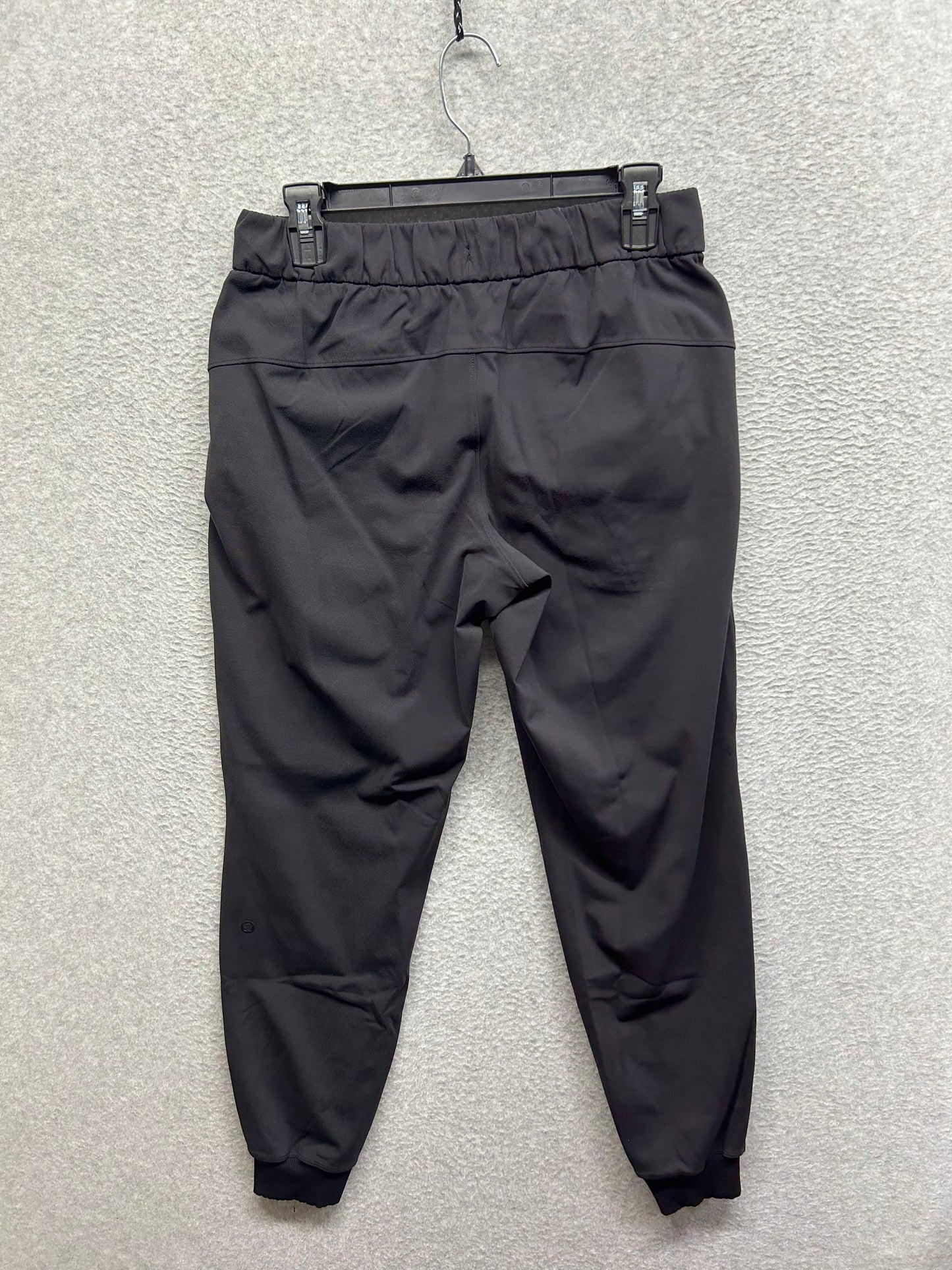 Lululemon On the Fly Jogger Size 6 Black