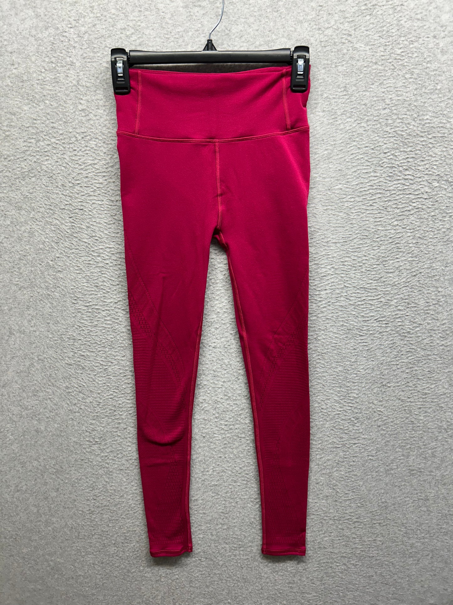 Lululemon Reveal Tight Interconnect 25" Size 6 Ruby Red