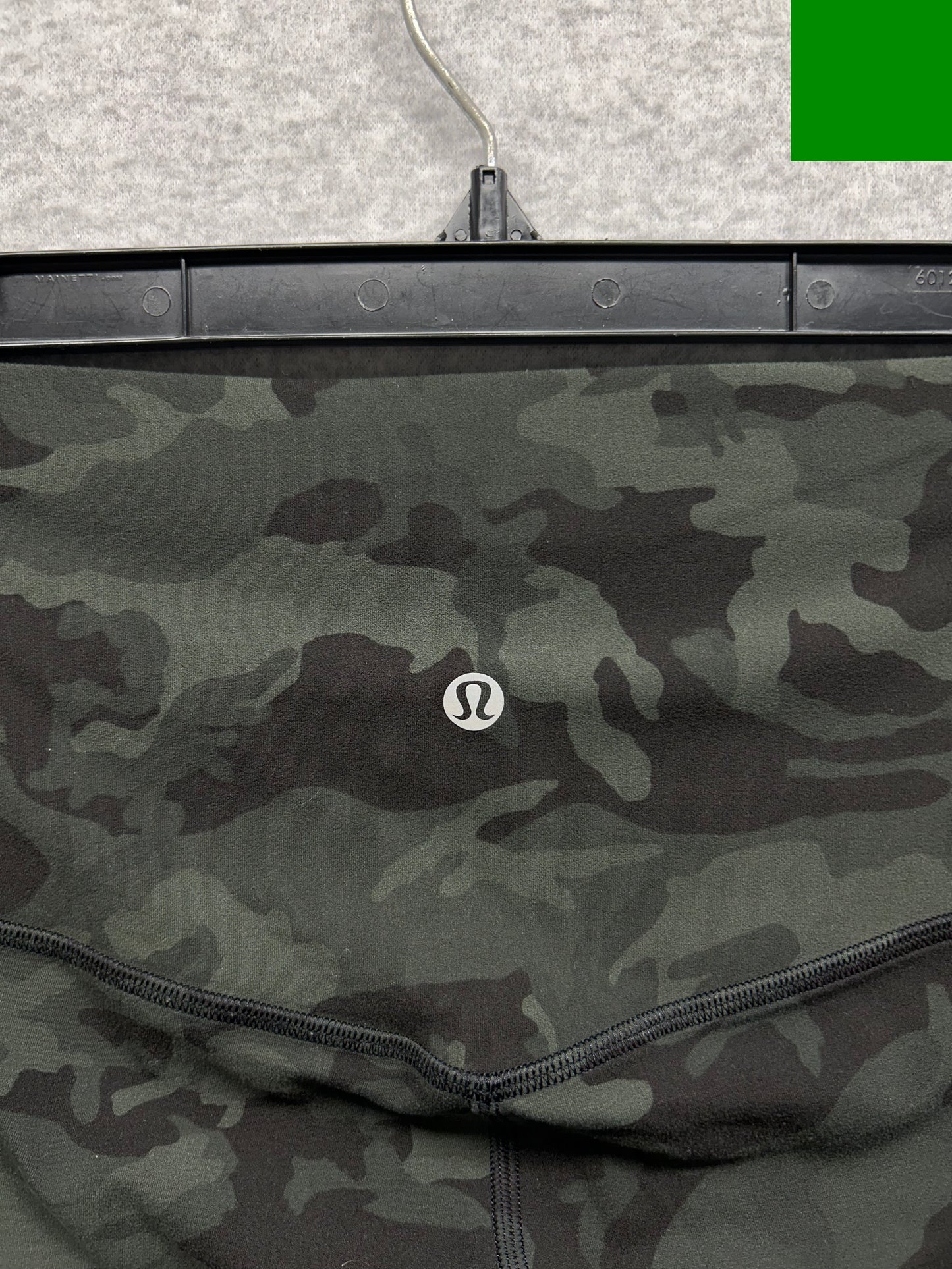 Lululemon Align Crop 21" Size 6 Incognito Camo Multi Gator Green