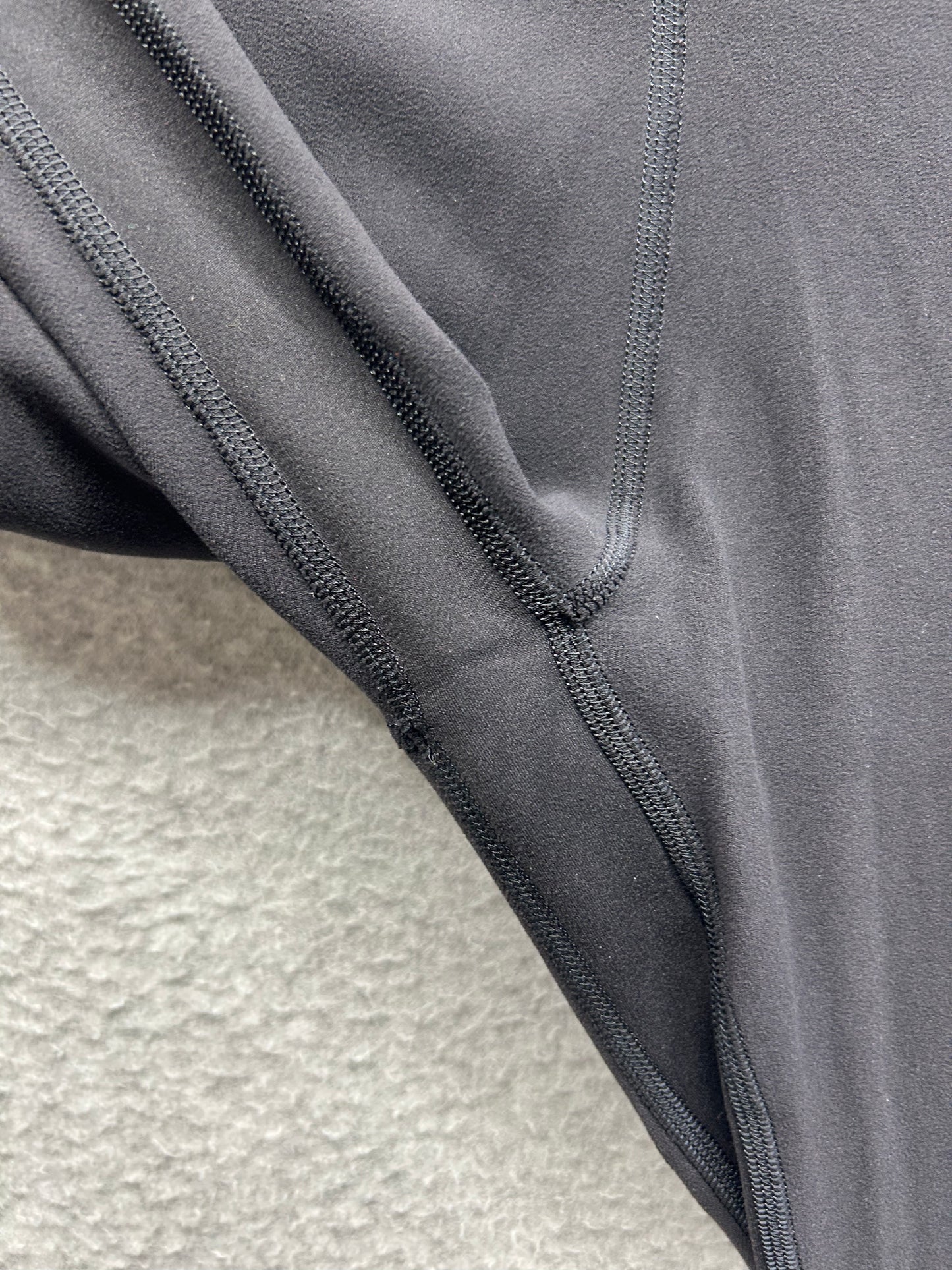 Lululemon Align Crop 23" Size 6 Black