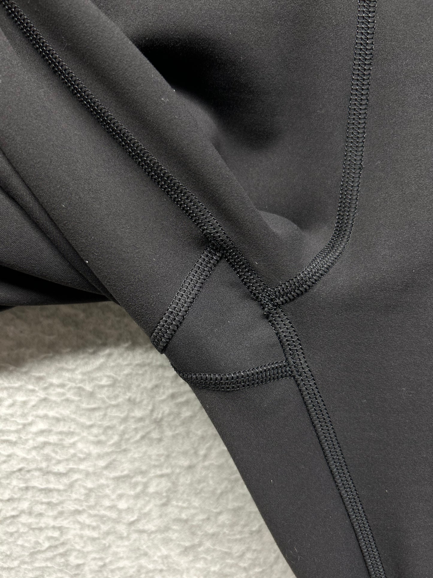Lululemon Wunder Train High-Rise Tight with Pockets 25" Size 8 (Square) Black