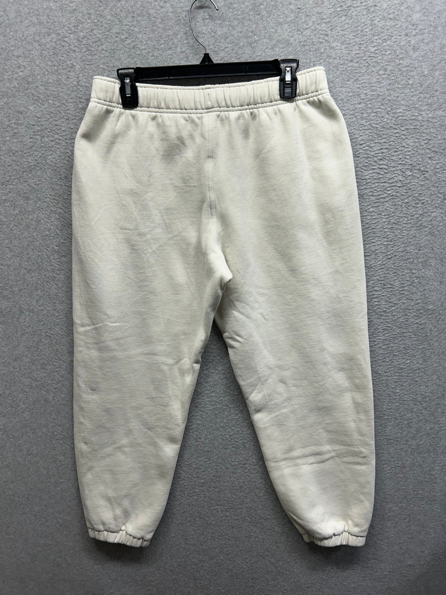 Lululemon Scuba Mid-Rise Oversized Jogger Size Medium / 8 (Square) Bone