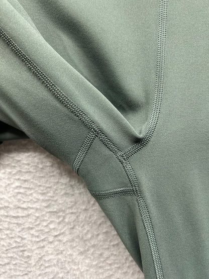 Lululemon Groove Super-High-Rise 26" Flare Pant Nulu Size 8 SHORT Smoked Spruce