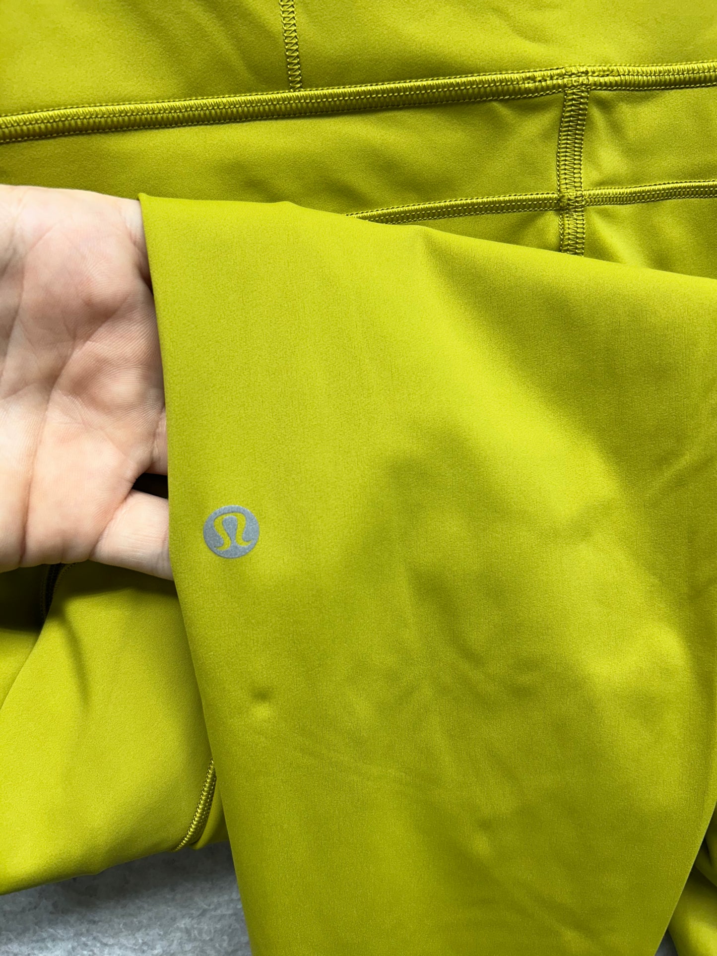 Lululemon Fast and Free Tight II 25" Size 12 Golden Lime