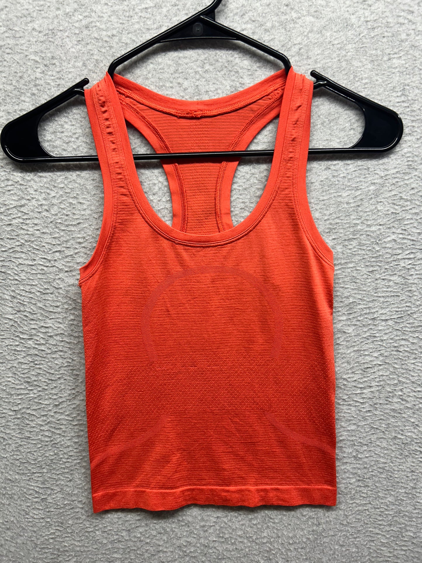 Lululemon Swiftly Tech Racerback Tank Top 2.0 Race Length Size 0 Solar Orange
