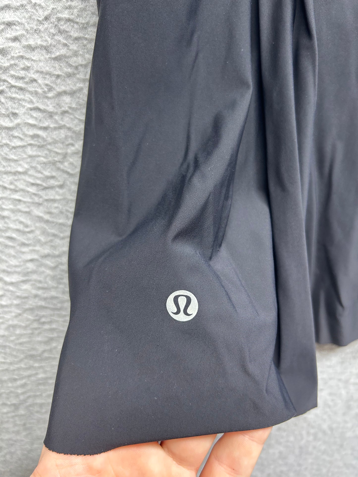 Lululemon Lost In Pace Skirt Tall Size 2 Black
