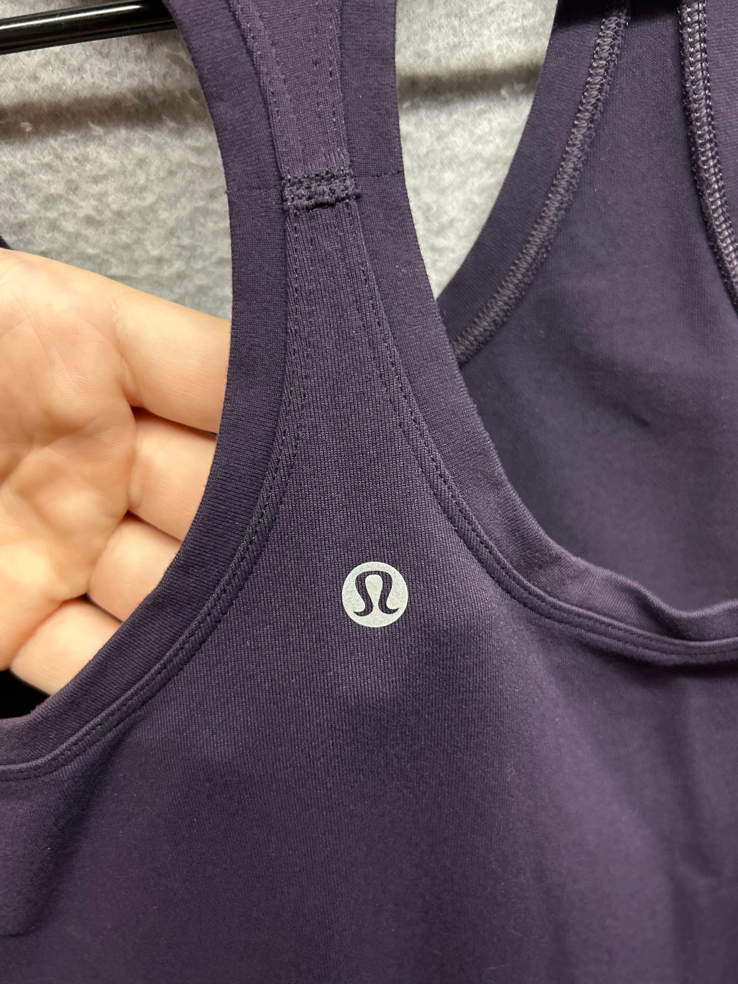 Lululemon Cool Racerback Size 4 Black Swan