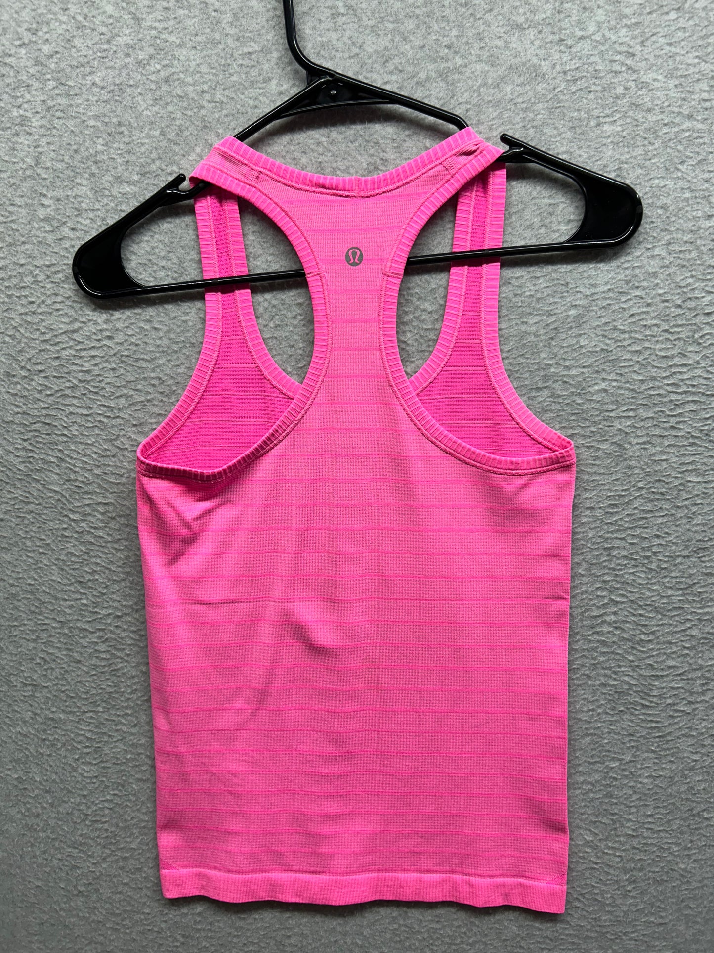 Lululemon Run: Swiftly Tech Racerback Stripe Size 4 Heathered Zing Pink Light