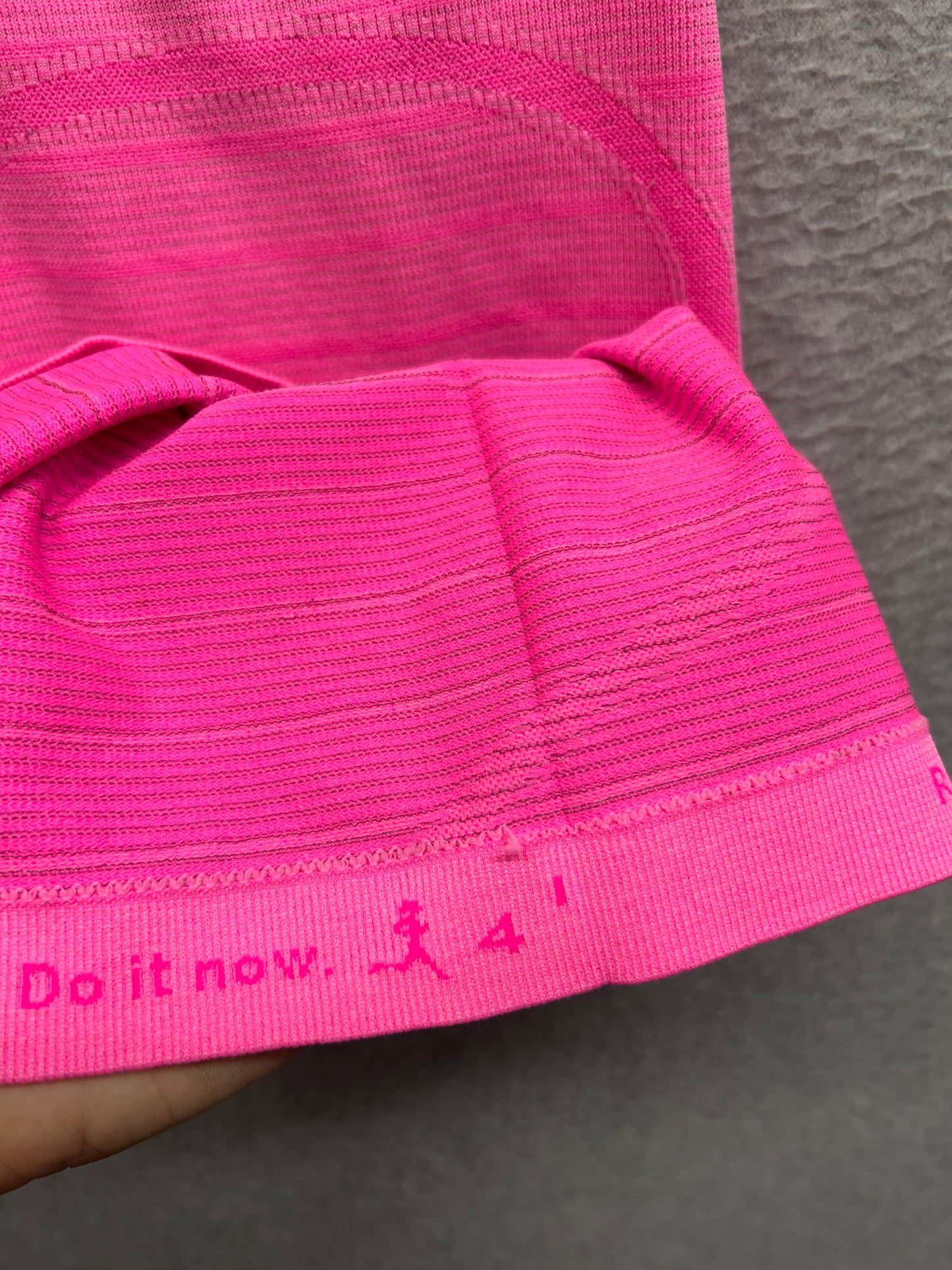 Lululemon Run: Swiftly Tech Racerback Stripe Size 4 Heathered Zing Pink Light