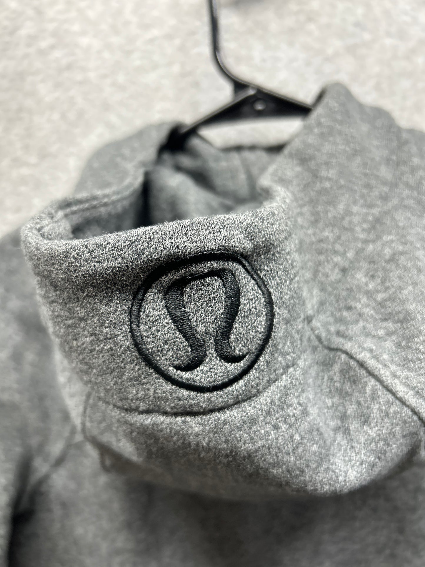 Lululemon Scuba Hoodie Size 4 Heathered Speckled Black