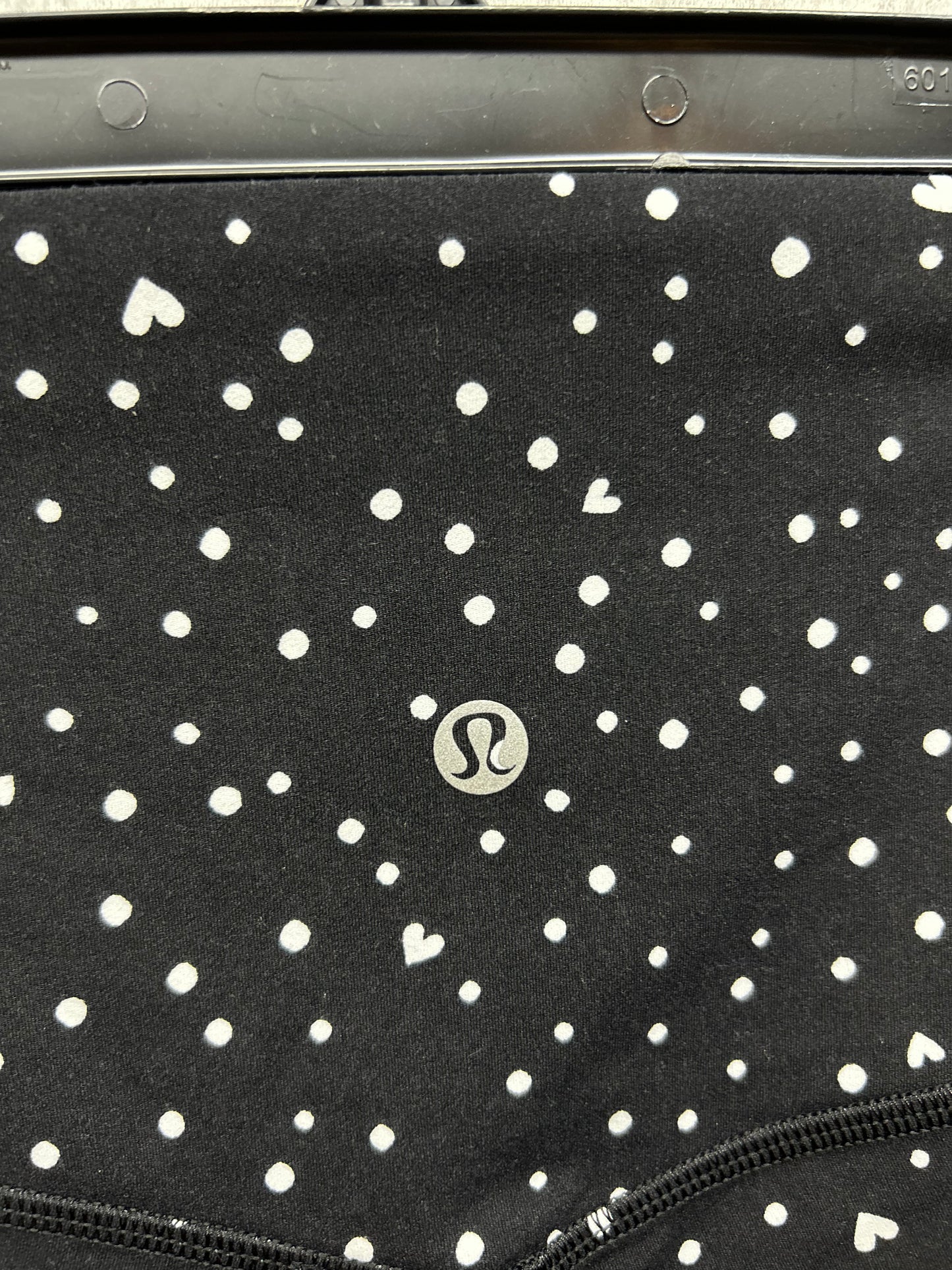 Lululemon Align No Line HR Shorts 4" Size 4 Heart Scatter Dot Black Valentine