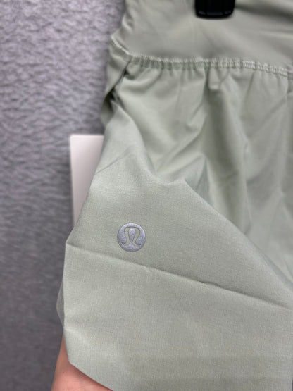 Lululemon Fast and Free High-Rise Classic-Fit Split Short 3" Size 4 Fog Green