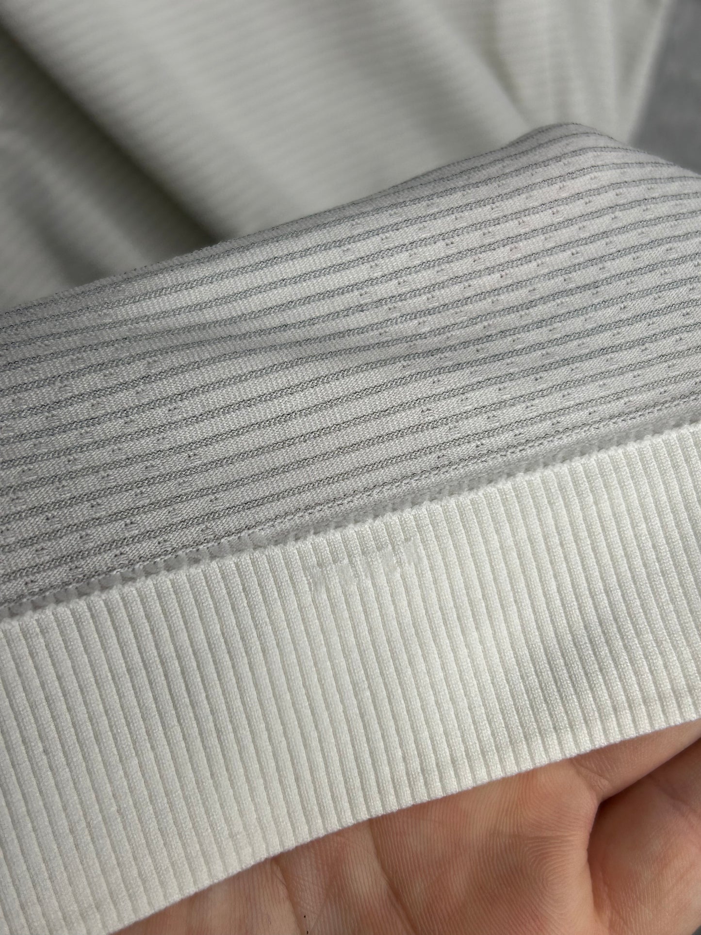 Lululemon Swiftly Tech Short Sleeve Scoop Size 12 Heathered White