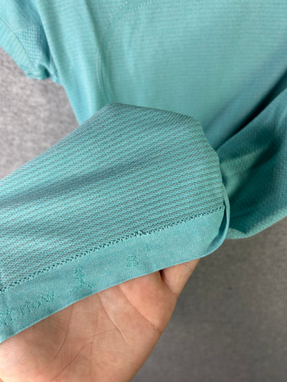 Lululemon Run: Swiftly Tech Short Sleeve Size 8 Menthol