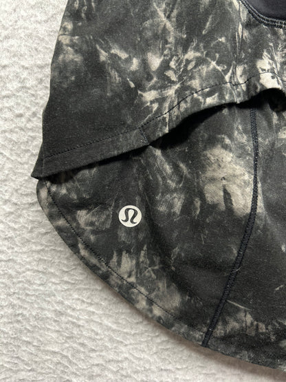 Lululemon Speed Up Low-Rise Short 2.5" Size 4 Aquila Black Multi