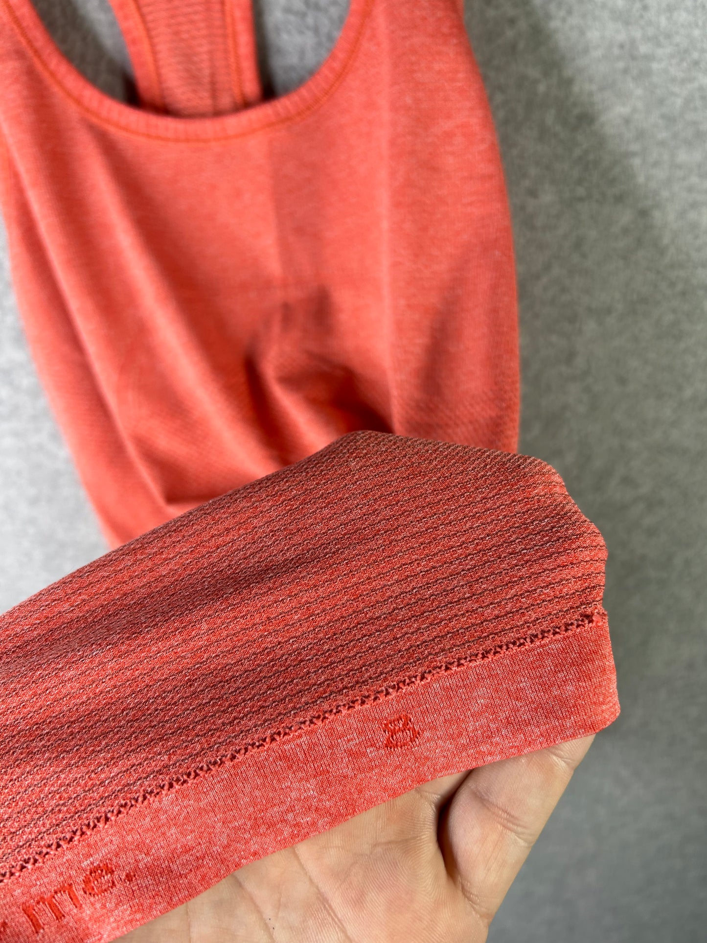 Lululemon Run: Swiftly Tech Racerback Size 8 Heathered Very Light Flare