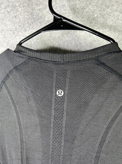 Lululemon Swiftly Tech Long Sleeve Crew Size 4 Black