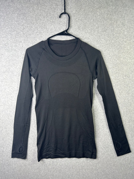Lululemon Swiftly Tech Long Sleeve Crew Size 4 Black