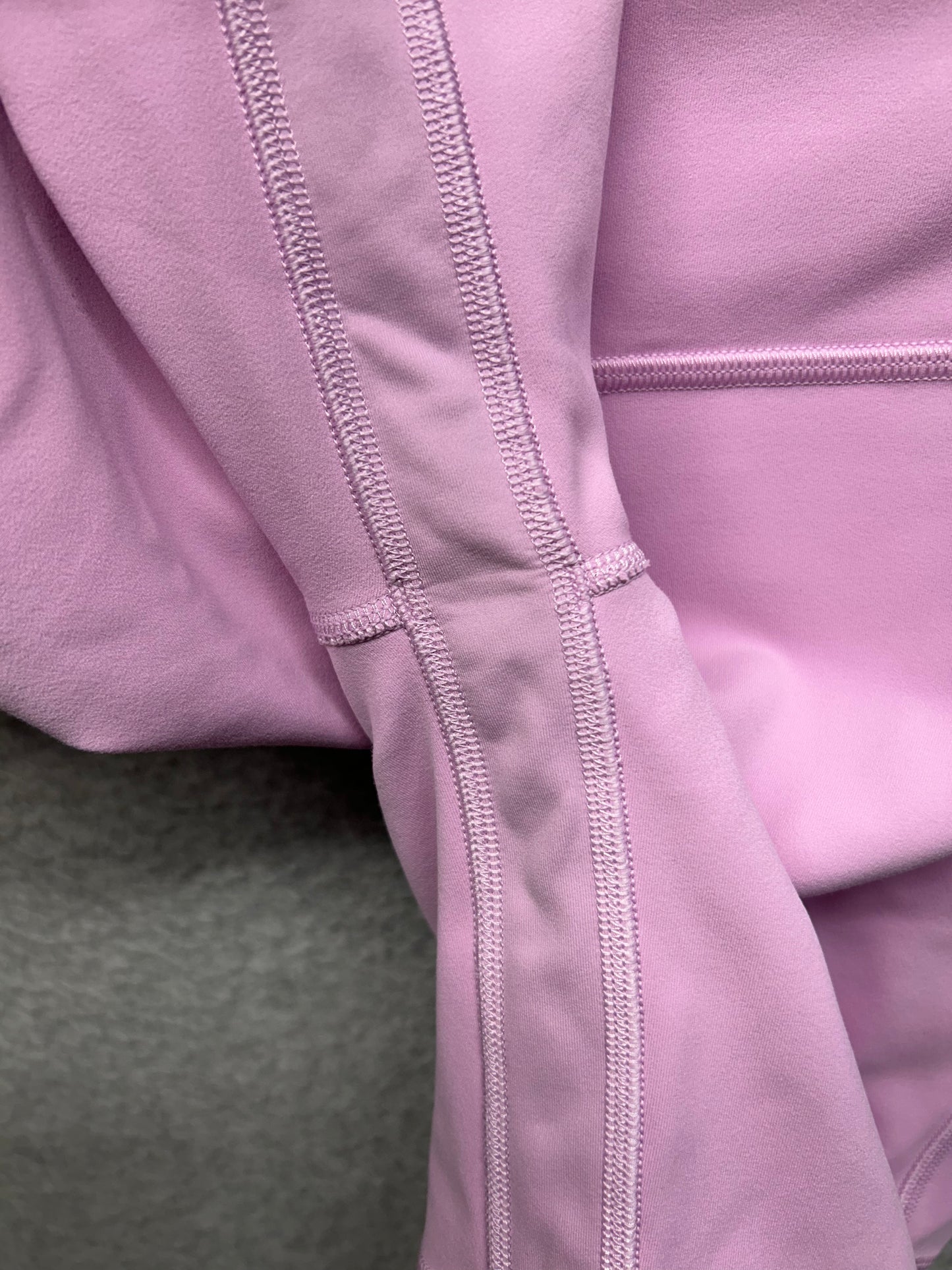 Lululemon Align High-Rise Short 6" Size 6 (Square) Pink