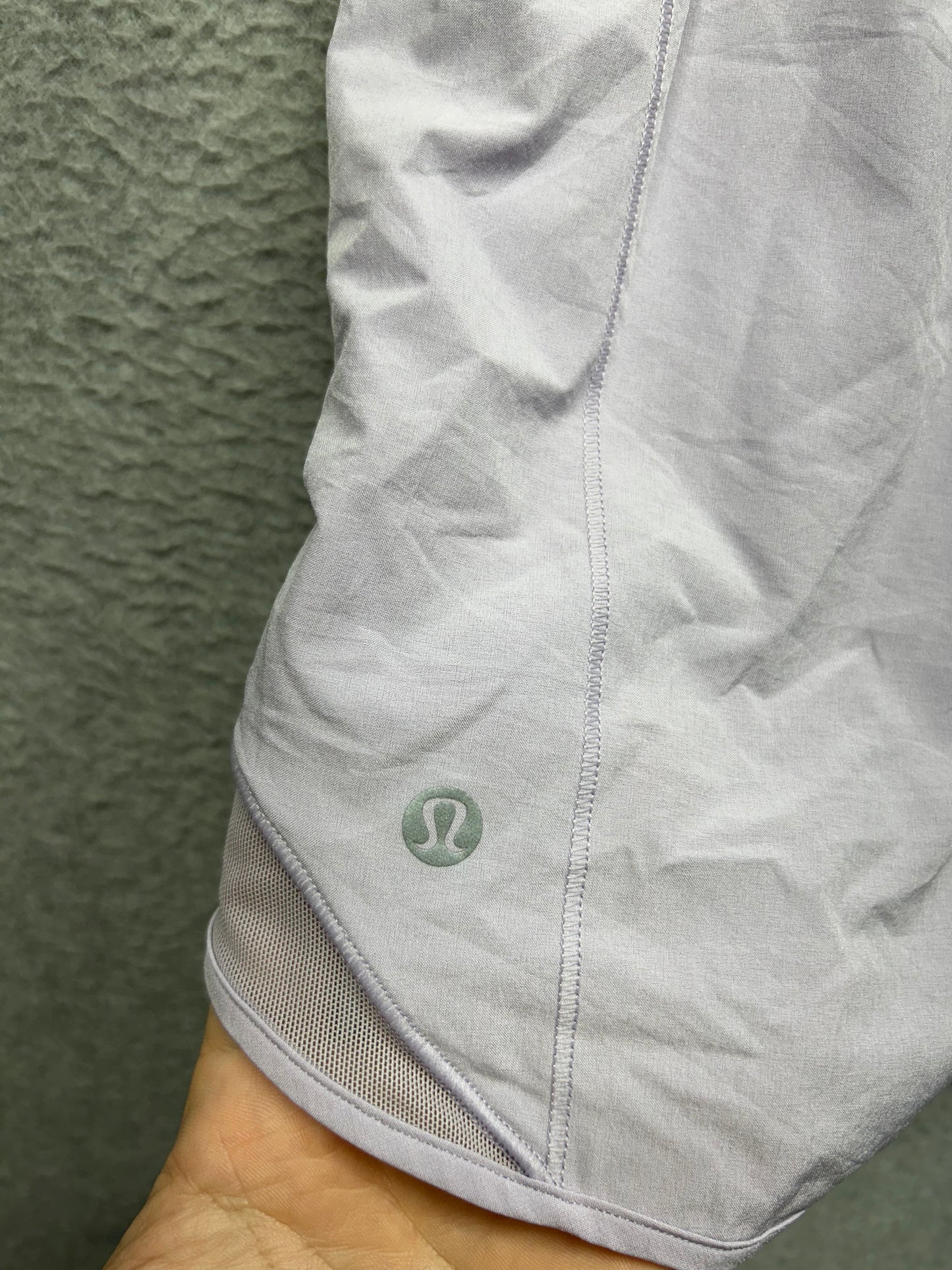 Lululemon Hotty Hot High-Rise Lined Short 4" Size 6 Lilac Smoke