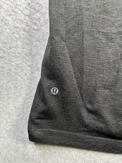 Lululemon Metal Vent Tech Short Sleeve 2.0 Size XL Gray / Black