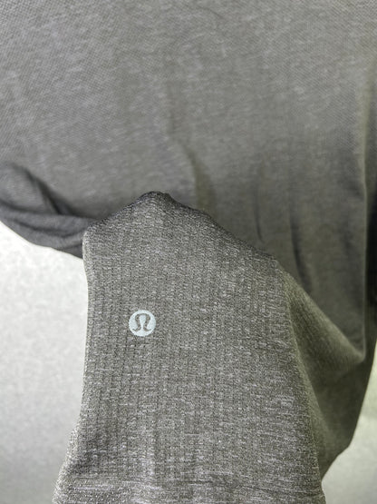 Lululemon Metal Vent Tech Short Sleeve Size XL Gray Black