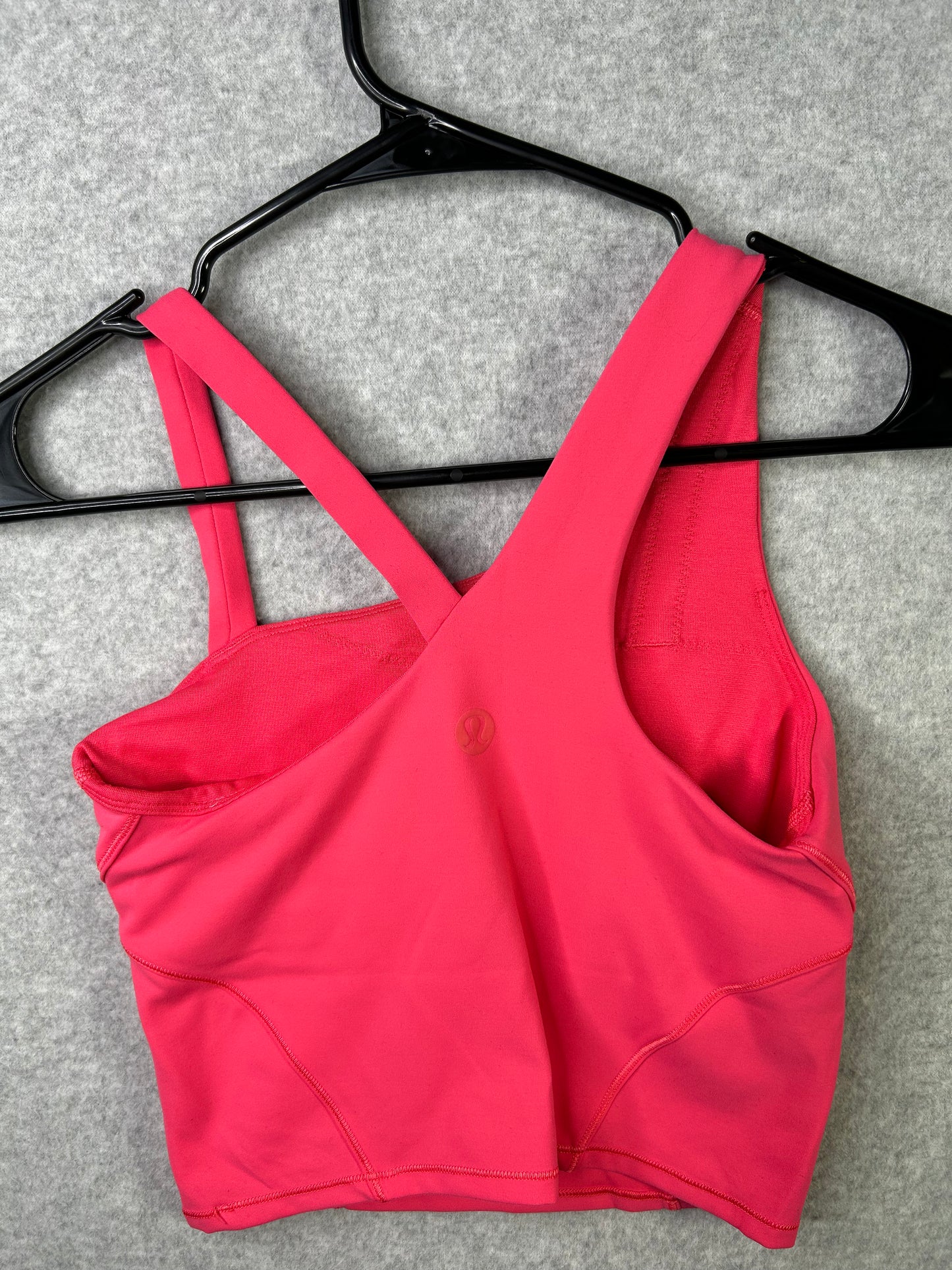 Lululemon Everlux Asymmetrical Tennis Tank Top Size 2 Lip Gloss
