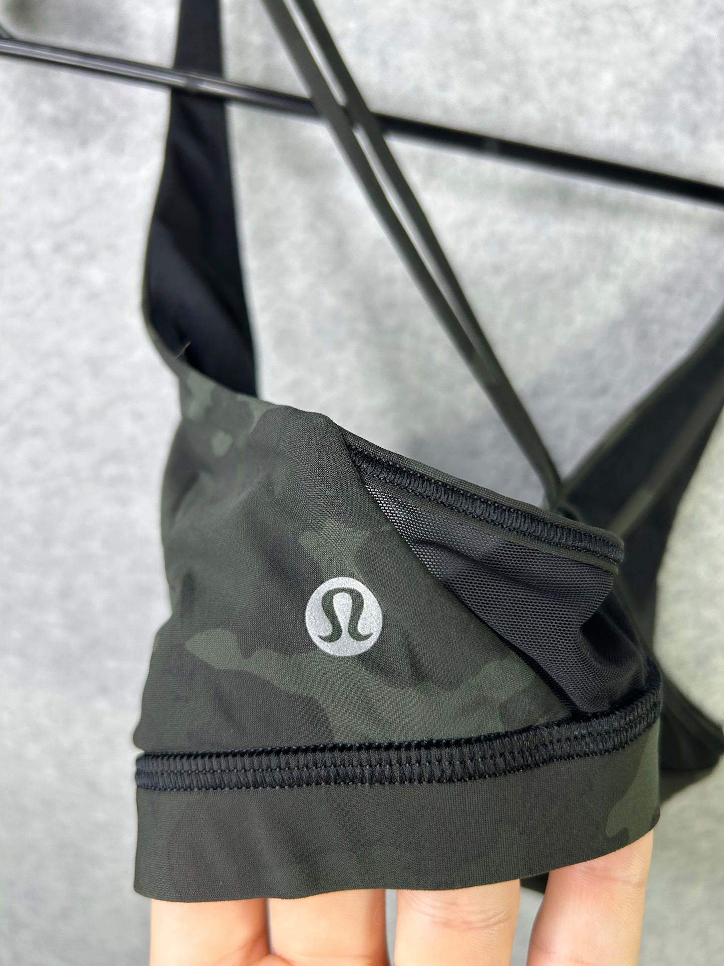 Lululemon Freely Flexed Bra Size 4 Incognito Camo Multi Gator Green / Black