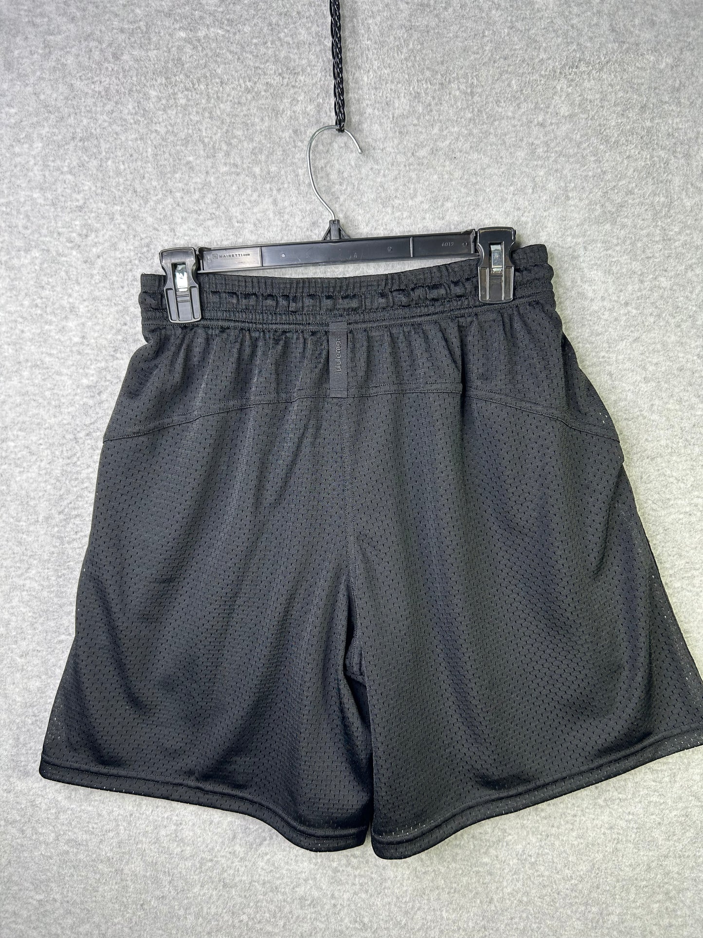 Lululemon Relaxed-Fit Mesh Training Short 8" Size 6 Black