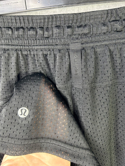 Lululemon Relaxed-Fit Mesh Training Short 8" Size 6 Black