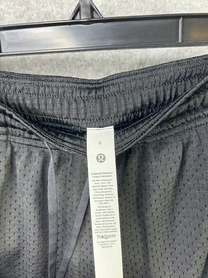 Lululemon Relaxed-Fit Mesh Training Short 8" Size 6 Black