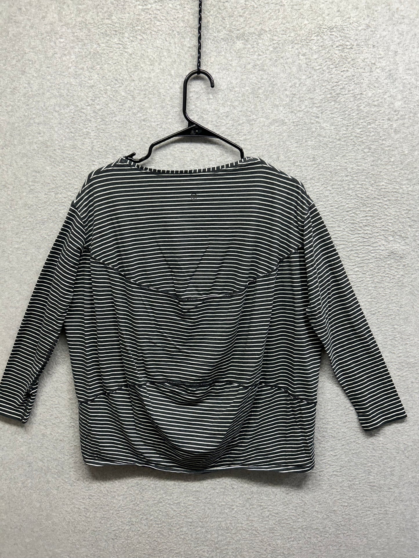 Lululemon Back In Action Long Sleeve Shirt Size 6? Yachtie Stripe Black Chrome