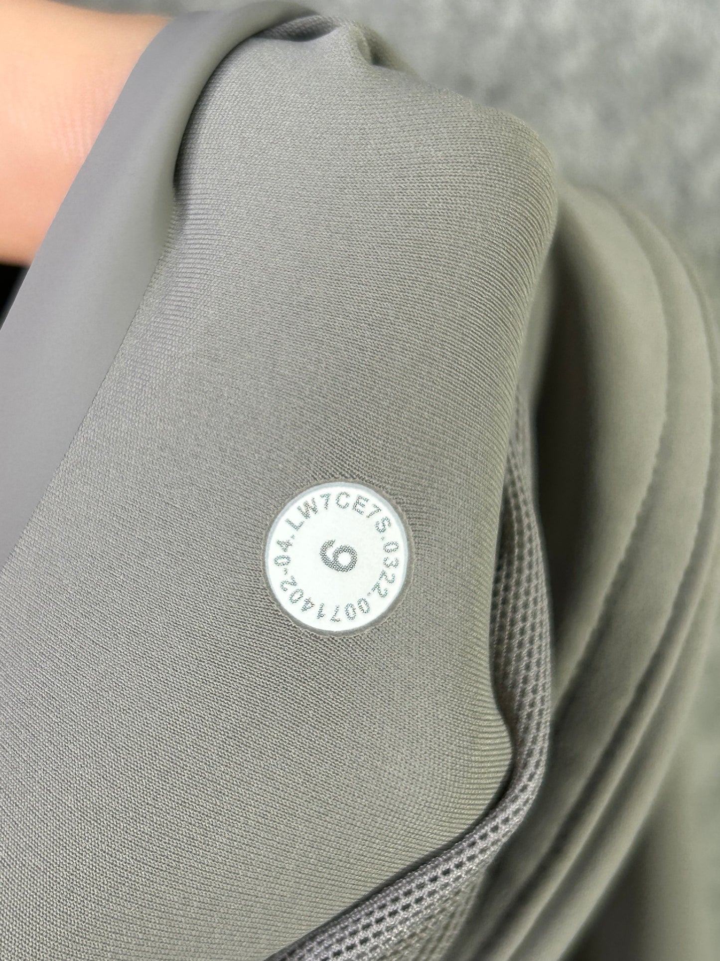 Lululemon Base Pace High-Rise Reflective Short 8" Size 6 Gull Grey