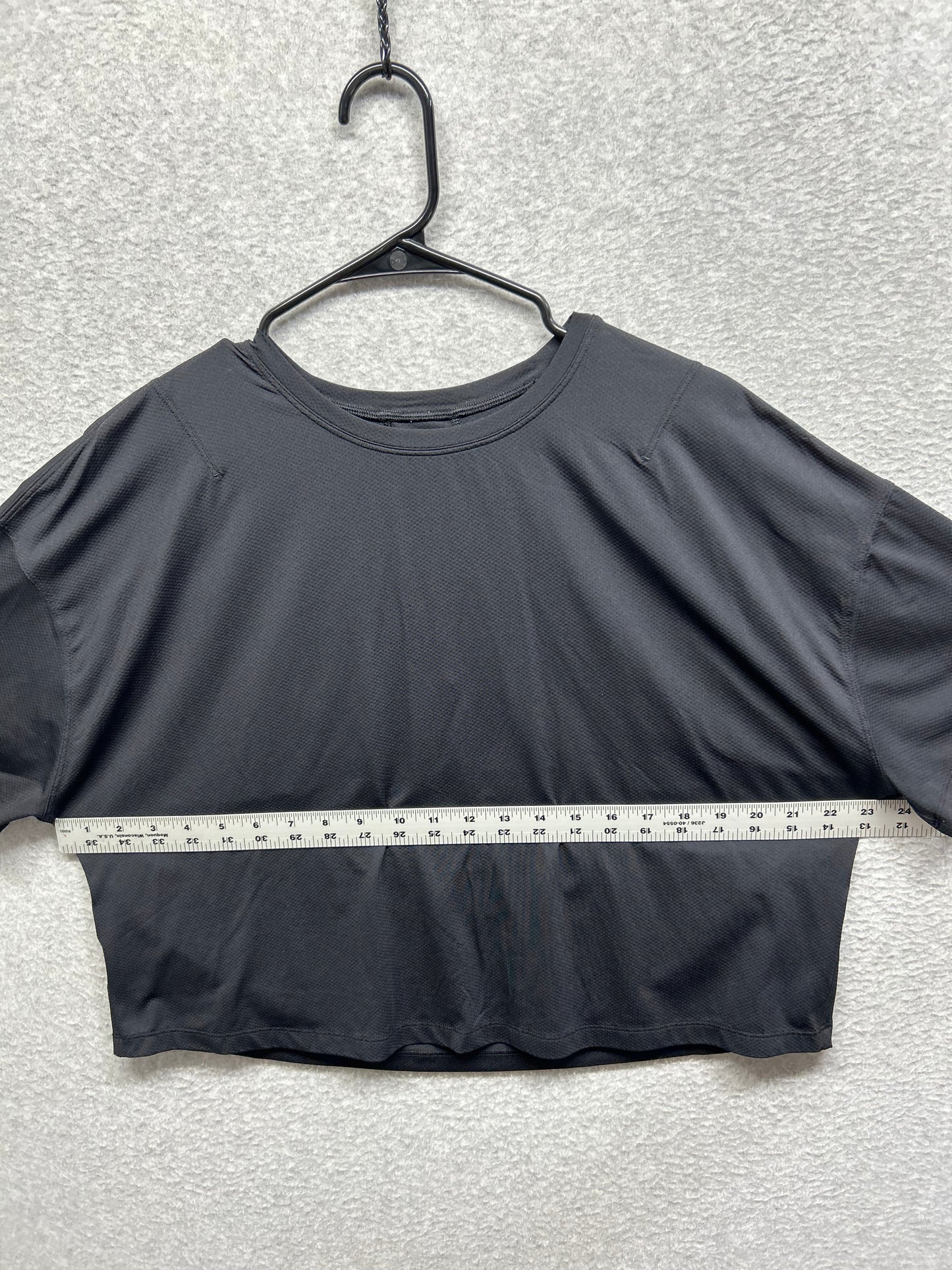 Lululemon Abrasion-Resistant Training T-Shirt Size 12/14 Black