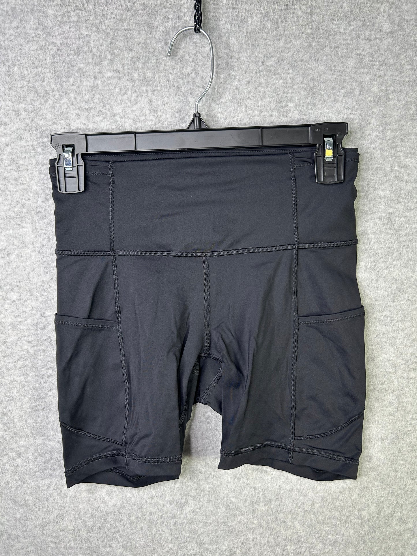 Lululemon Fast And Free Short 6" Size 4 Black