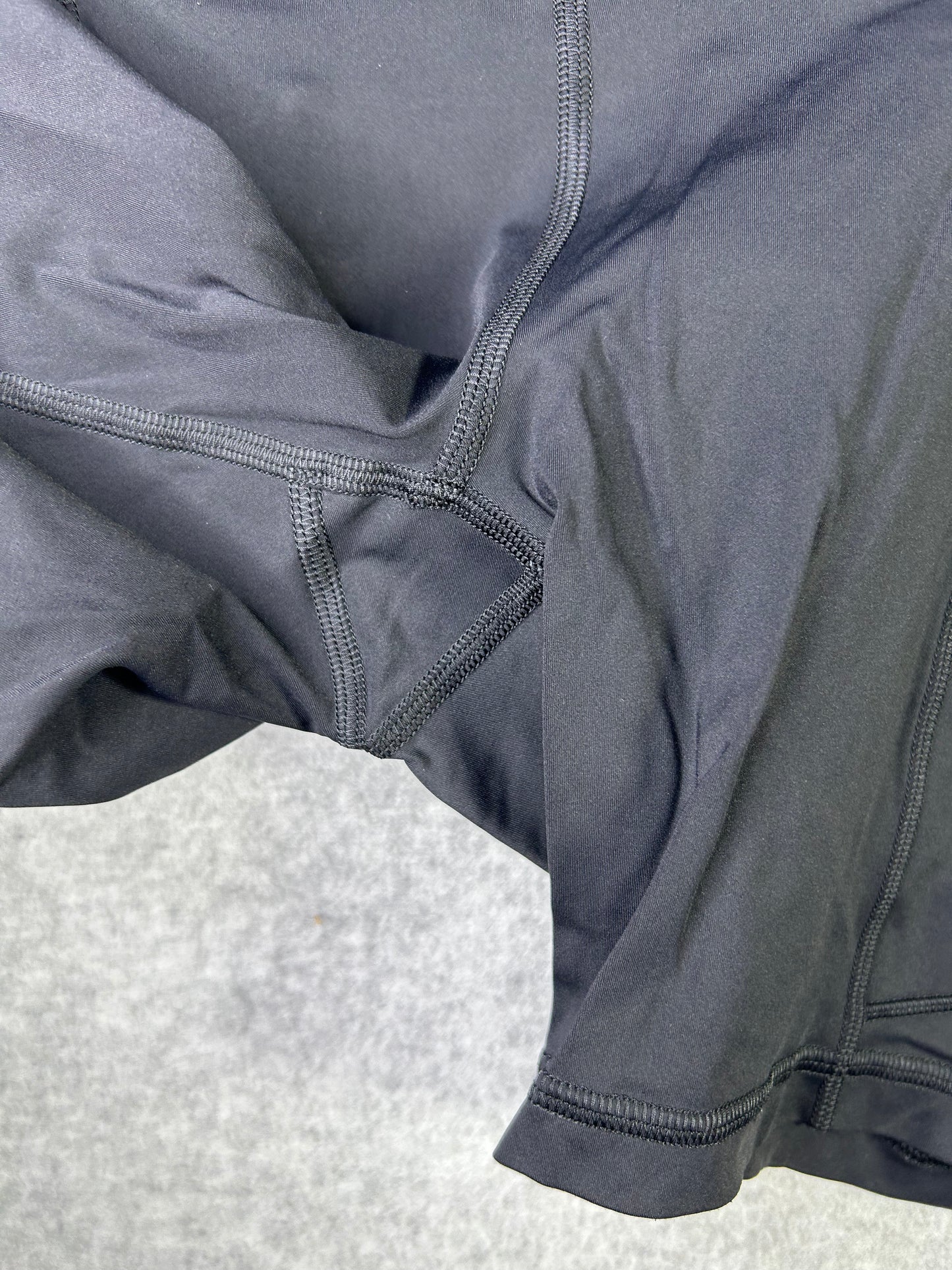Lululemon Fast And Free Short 6" Size 4 Black