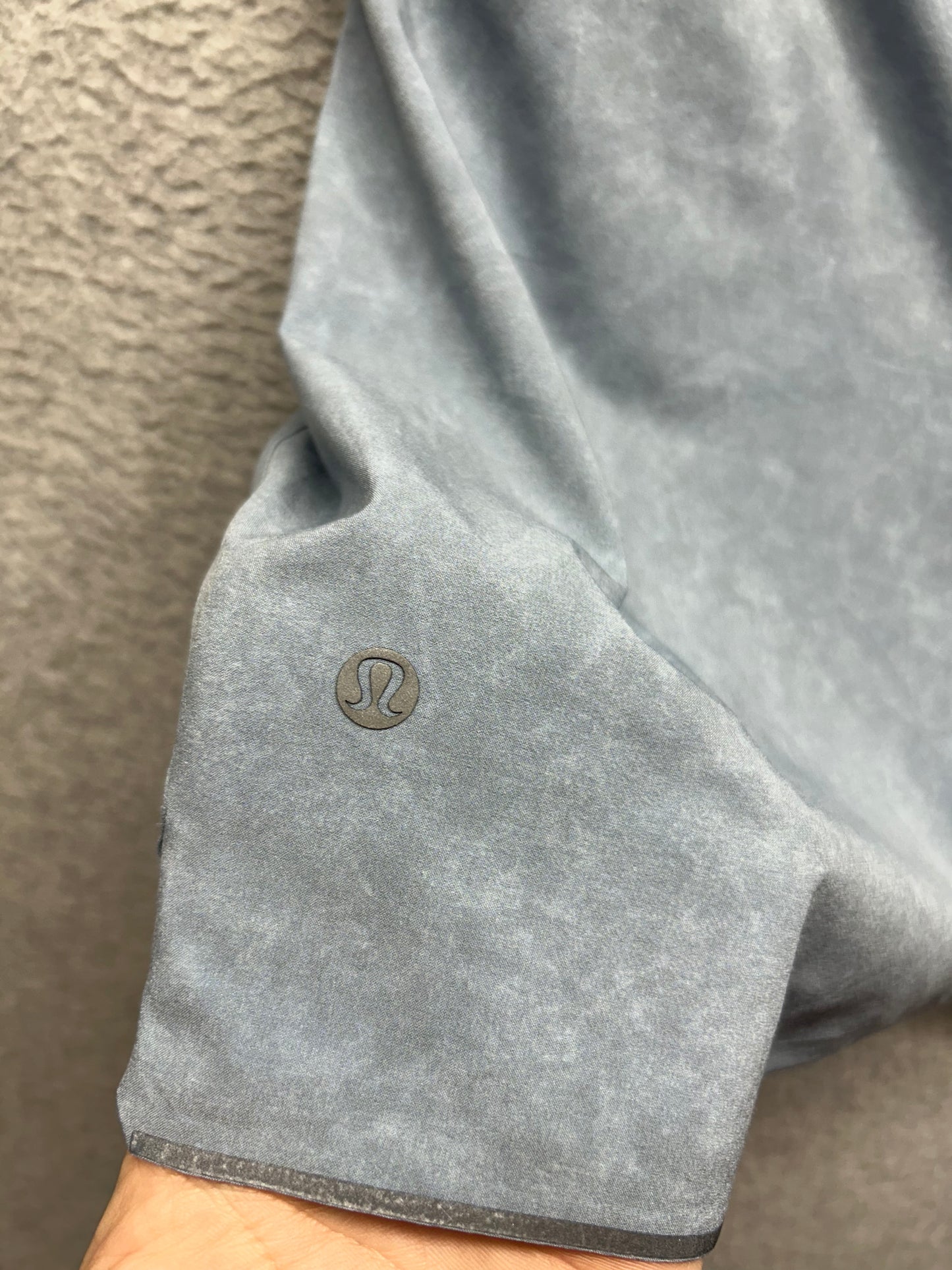 Lululemon Surge Short Liner 6" Size Medium Sunbleached Blue