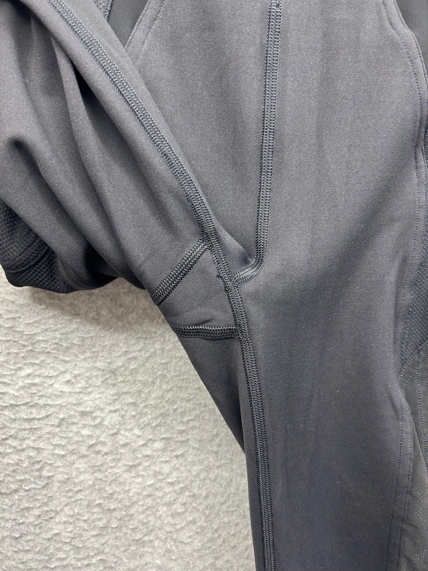 Lululemon Everlux and Mesh Super-High-Rise Training Tight 25" Size 2 Black