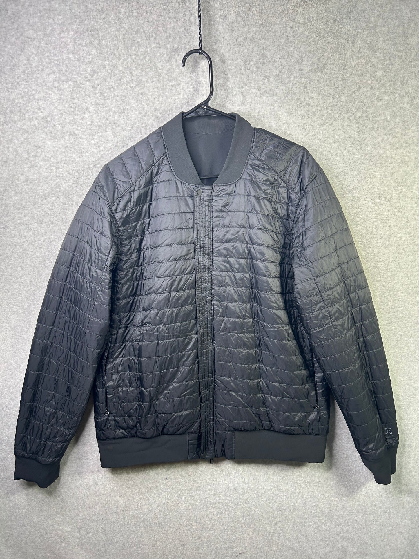 Lululemon Switch Over Bomber Size Large Black