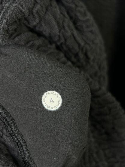 Lululemon Rippled V-Neck Pullover Size 4 Black