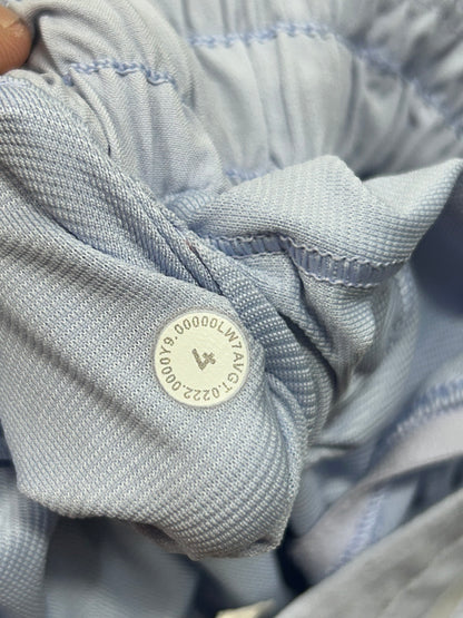 Lululemon Hotty Hot Low-Rise Lined Short 4" Size 4 Pastel Blue