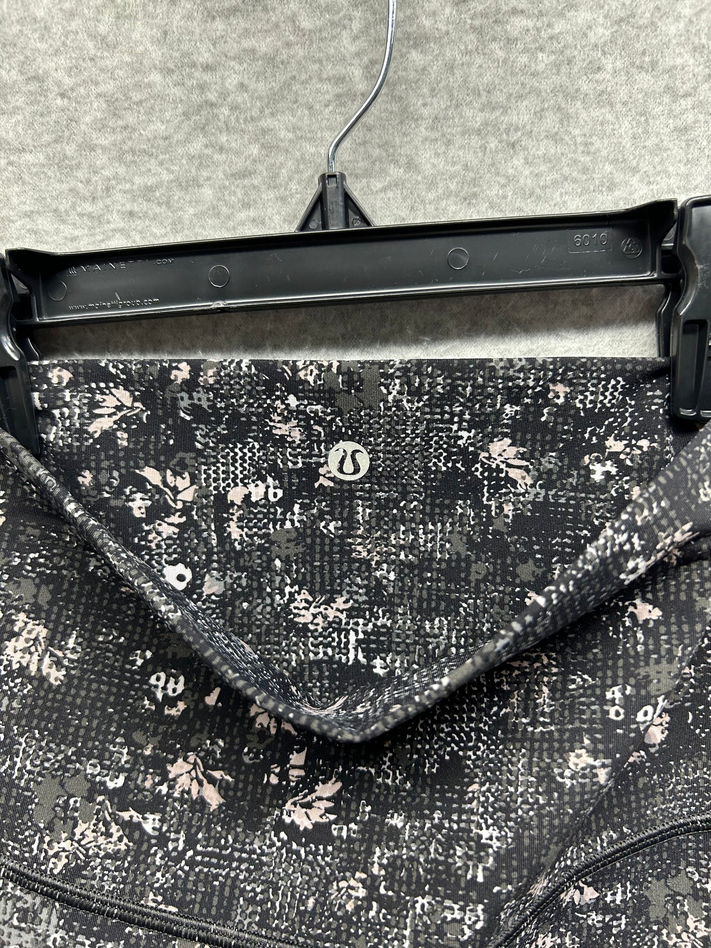 Lululemon Wunder Under Crop II Roll Down Scallop Luxtreme 24" Size 4 Floral Spritz Multi
